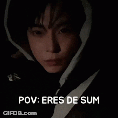 Close Up Of Persons Face With Pov Eres De Sum GIF