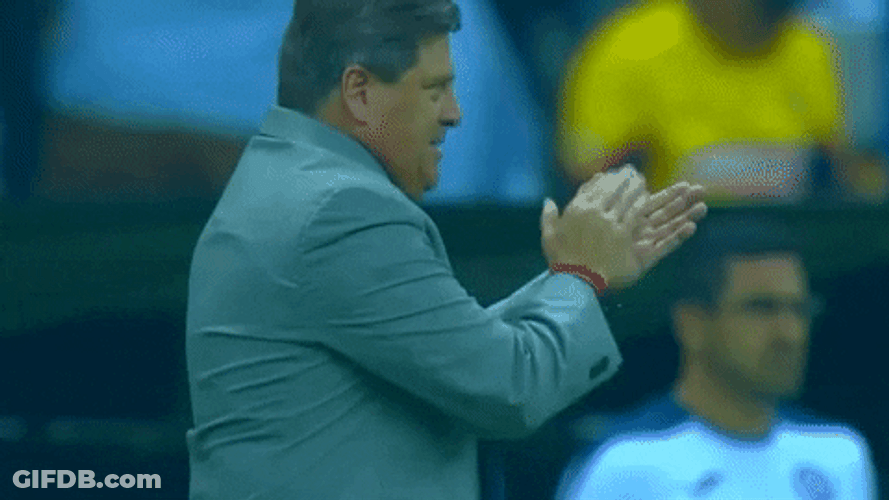 Club Americ Proud Coach Clapping GIF
