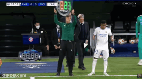 Comeback Highlighted In Blurry Image GIF