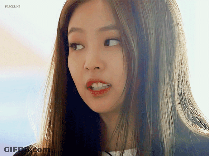 Confused Jennie Kim GIF