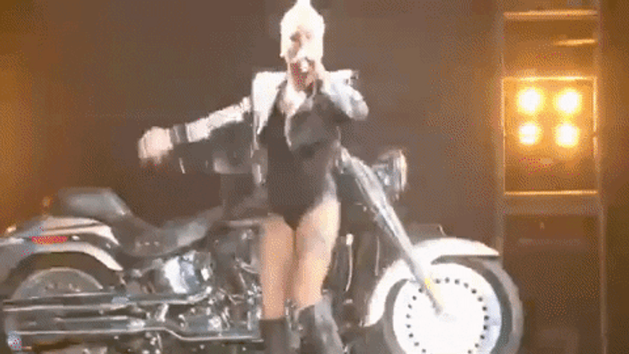 Cool Girl Pink Concert GIF