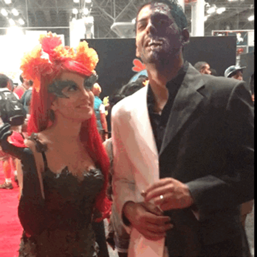 Cosplay Of Poison Ivy Comic-Con GIF