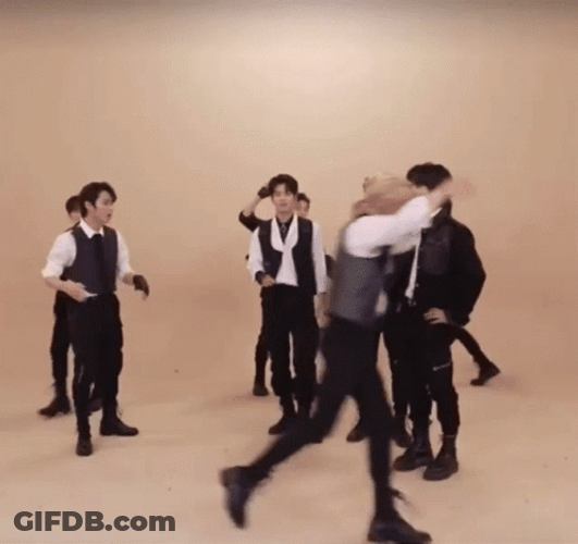 Crazy Stray Kids Running Around Kpop GIF