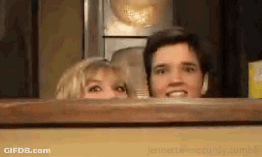 Creepy Smile ICarly GIF