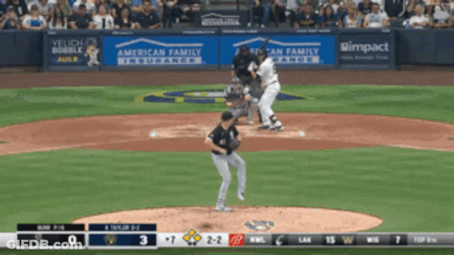 Crowd Intense Watching Grand Slam GIF
