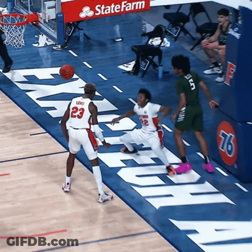 Crowd Watching Arizona Vs Clemson Basketball GIF