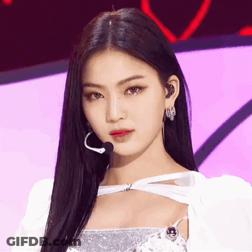 Cupid Isa Blackpink GIF