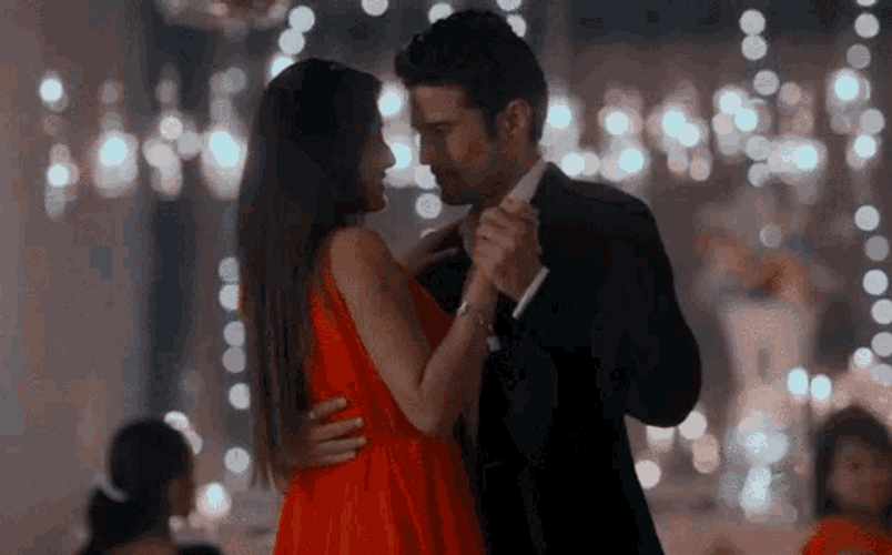 Cute Couples Dancing GIF