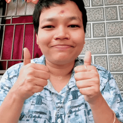 Cute Woman Good For Her Thumbs Up GIF