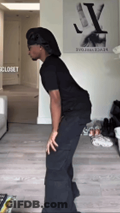 D4vd Twerk GIF