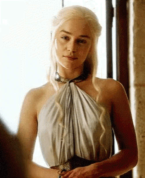 Daenerys Targaryen Emilia Clarke Doubtful Look GIF