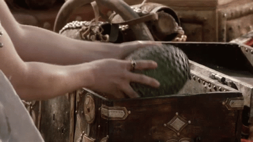 Daenerys Targaryen Emilia Clarke Holding The Dragon Eggs GIF