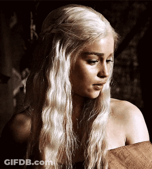Daenerys Targaryen Emilia Clarke Innocent Face React GIF