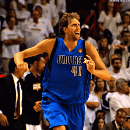 Dallas Mavericks Nowitzki Running GIF