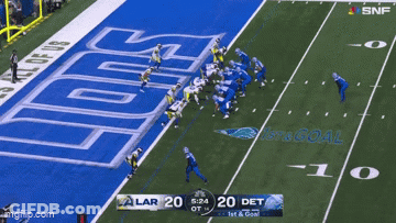 Dallas Rams Vs Green Bay Packers Football Game GIF