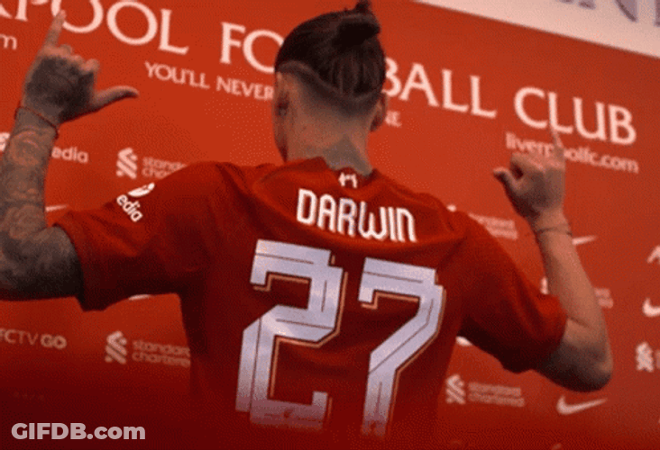 Darwin Núñez Photoshoot GIF