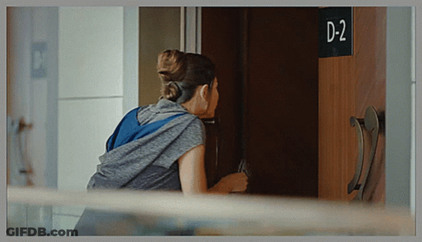 Daydreamer Sanem Aydin Sneaking In Building GIF