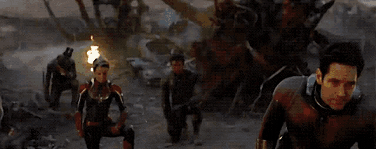 De Rodillas Inclinados GIF
