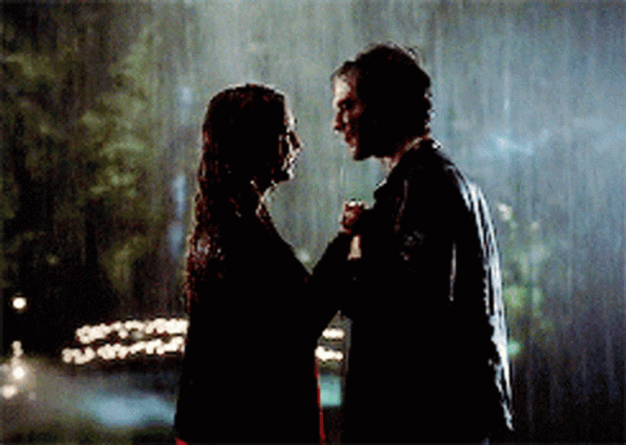 Delena Damon Elena Kissing Rain Vampire Diaries GIF