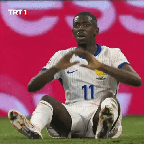 Dembele Pushing Complain GIF