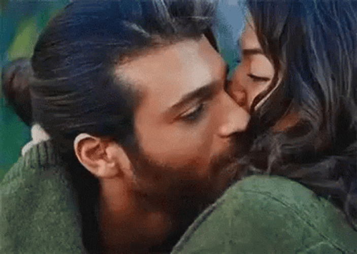 Demet Özdemir Hugs And Kisses GIF