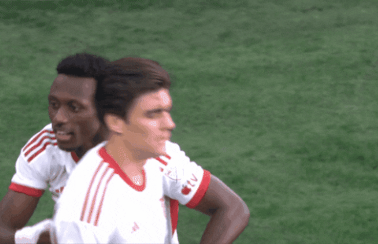 Derrick Etienne Jr. Blow A Kiss To Supporters GIF