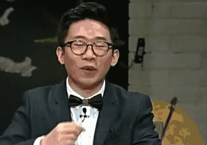 Di Yang Chinese Artist Saliba GIF