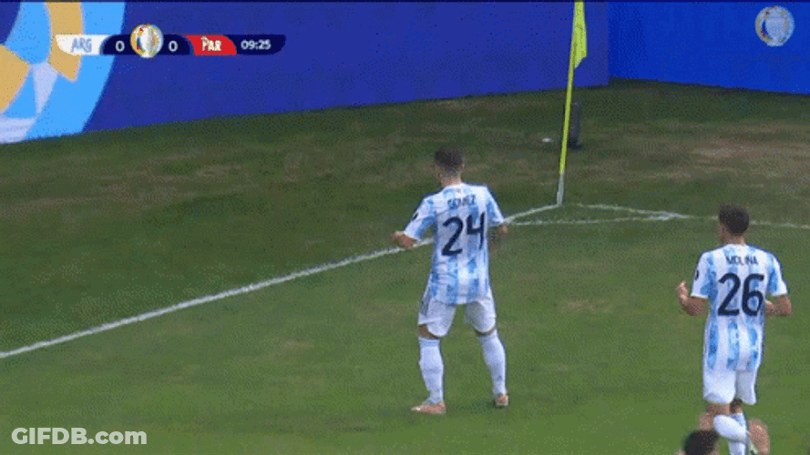 Dibu Emiliano Martinez Dancing Moment GIF