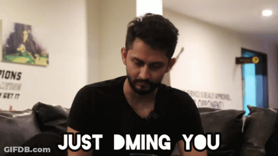 Digital Pratik Youtuber Texting GIF