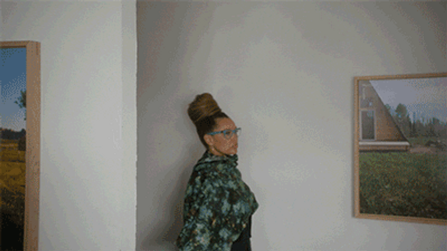 Diva Of Broad City Enters GIF