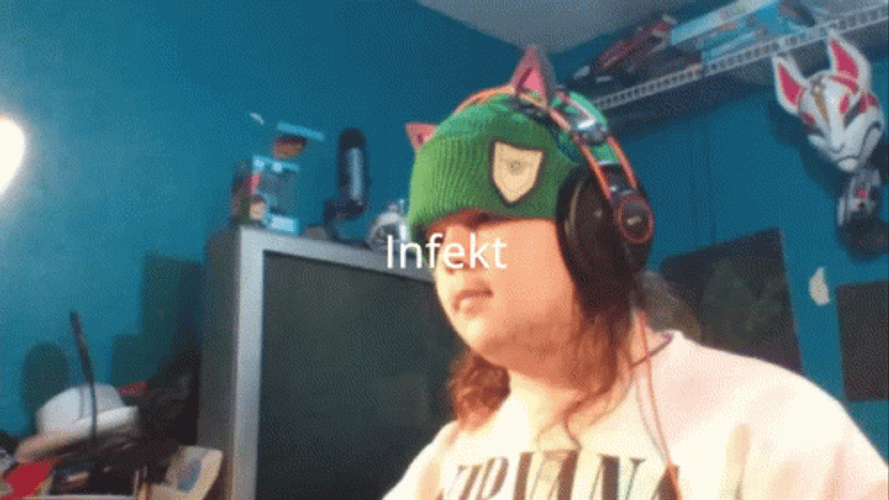 Dj Screw Beats Girl Grooving GIF