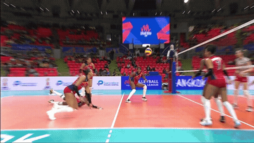Dominican Volleyball Players During A Match GIF
