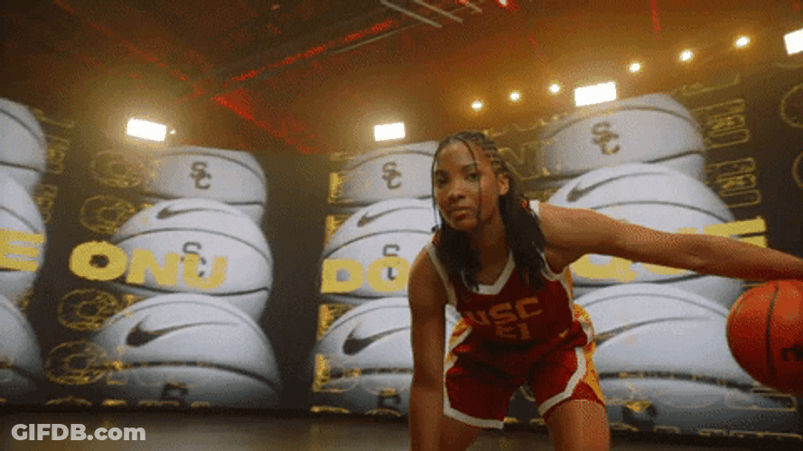 Dominique Darius Usc Player Dribbling Ball GIF