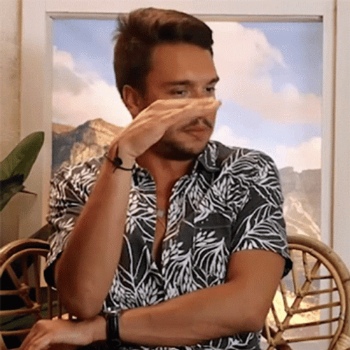 Dont Look At Me Ricardo Salusse Hiding Face GIF