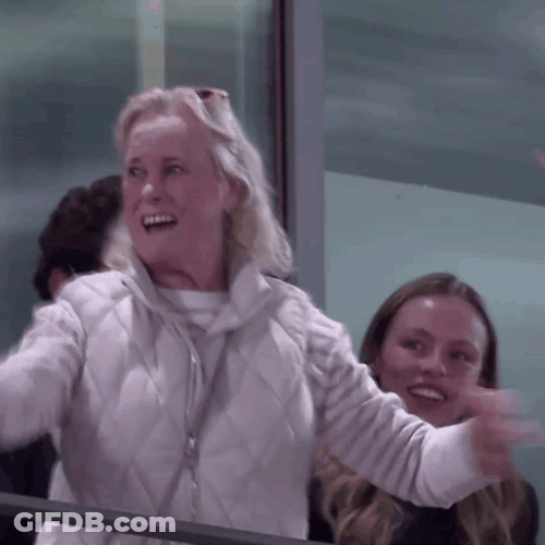 Drunk Meme White Woman Dancing GIF