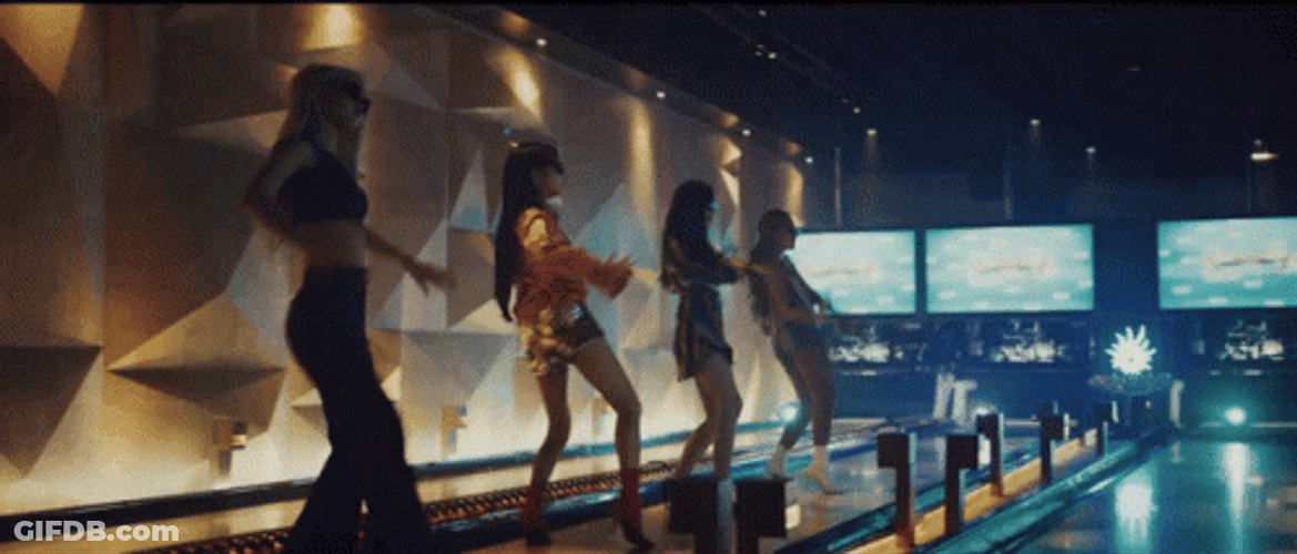 Elaine Dance Selim Dans GIF
