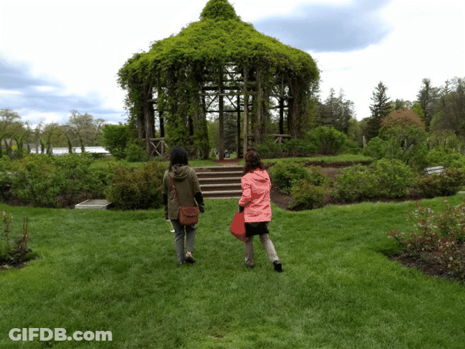 Elizabeth Park Kids Date GIF