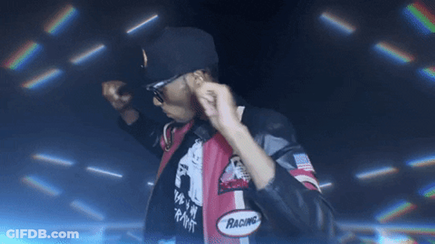Elly Mo Money GIF