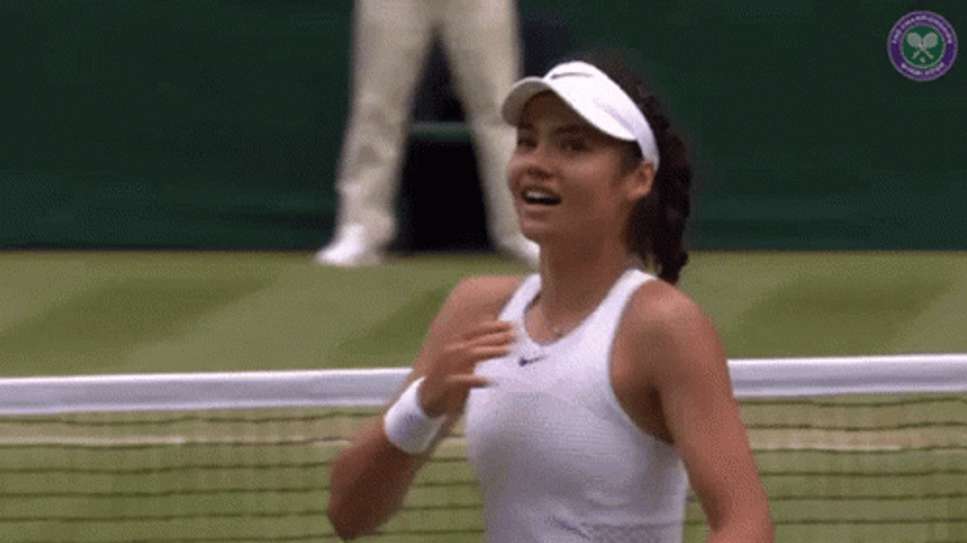 Emma Raducanu Clapping Wave GIF