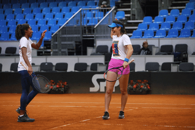 Emma Raducanu Naiktha Bains High Five GIF
