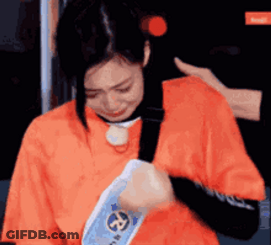 Emotional Jennie Kim Blackpink Happy Cry GIF
