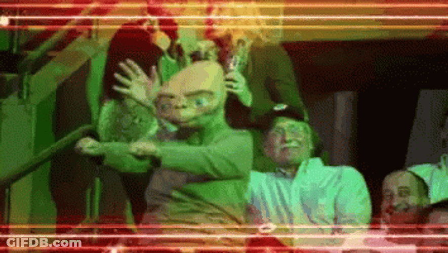 Et Funny Dance In The Crowd GIF