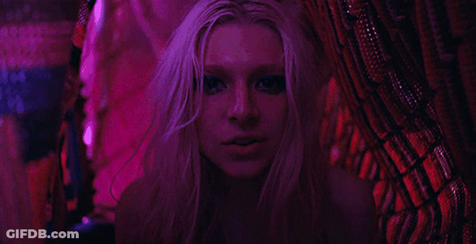 Euphoria Hunter Schafer Jules Vaughn GIF