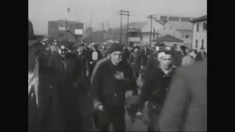 Evacuating Men During 40S GIF