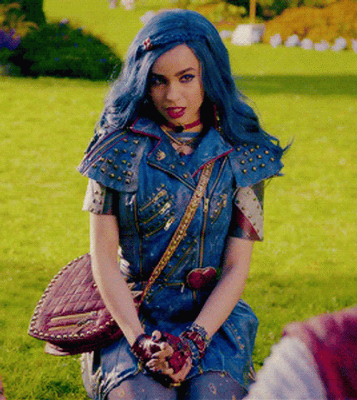 Evie Descendants Sofia Carson Giggles GIF
