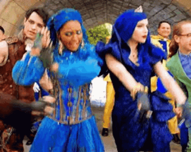 Evie Descendants Uma Break This Down GIF