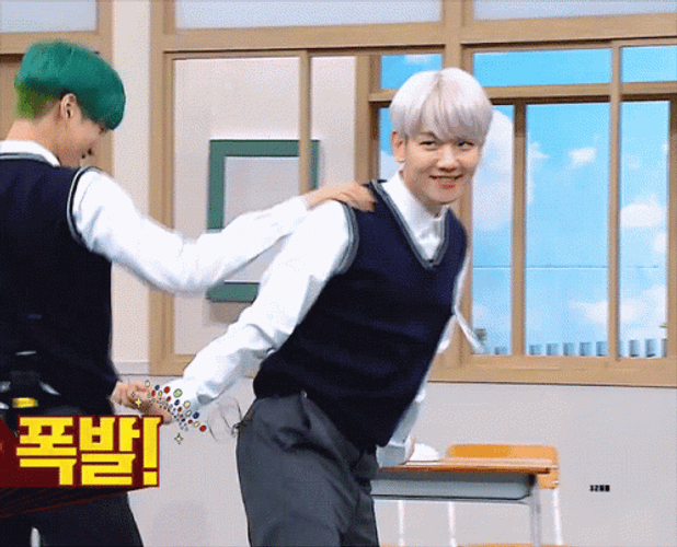 EXO Baekhyun Dance Love Battery GIF