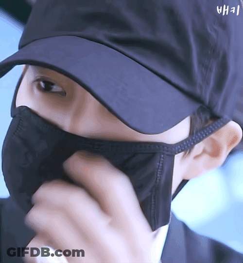 EXO Suho Cap Mask Reveal GIF
