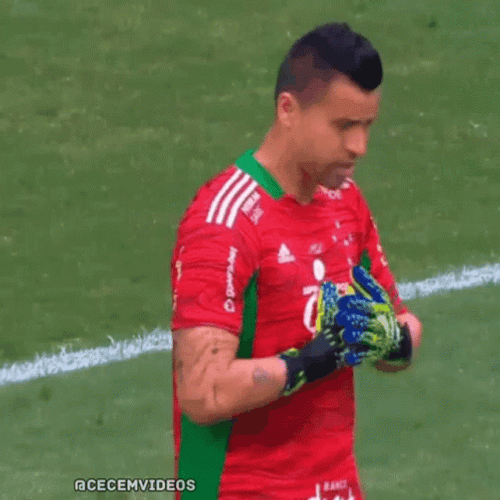 Fabio Cruzeiro Stretching Fingers GIF
