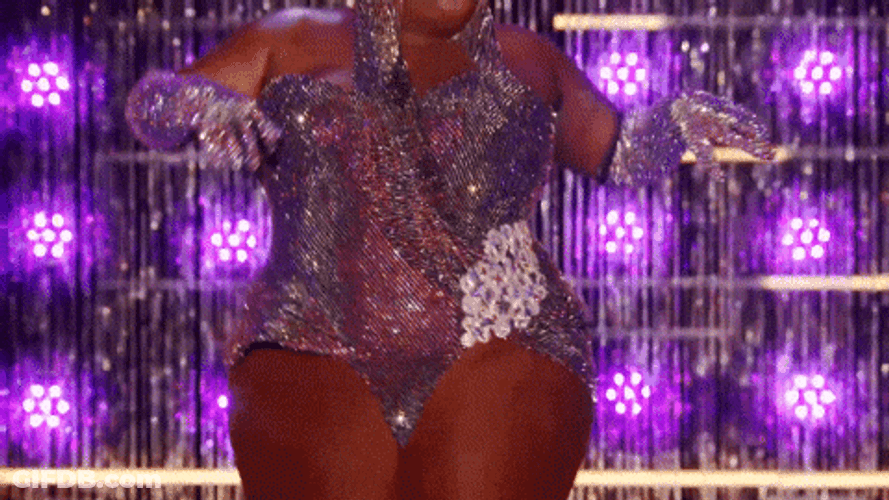 Fashion Walk Of A Pretty Woman GIF